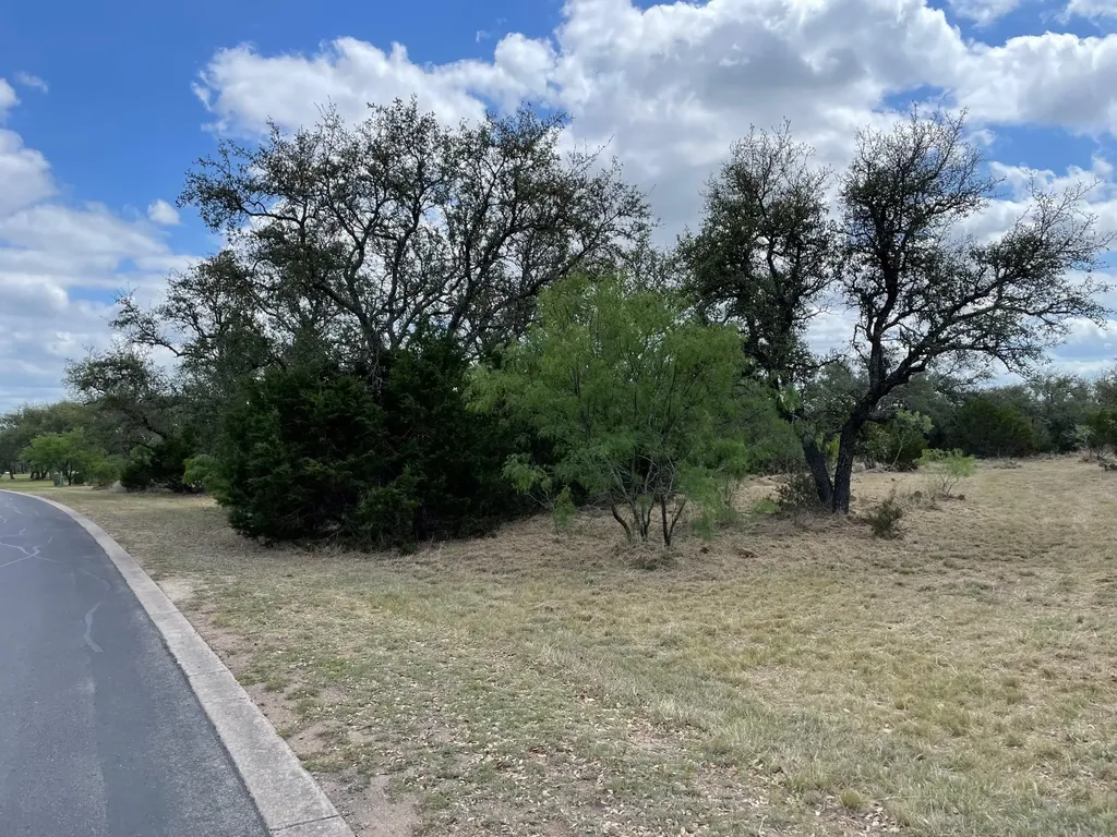 302 Vista View Trail Spicewood TX 78669