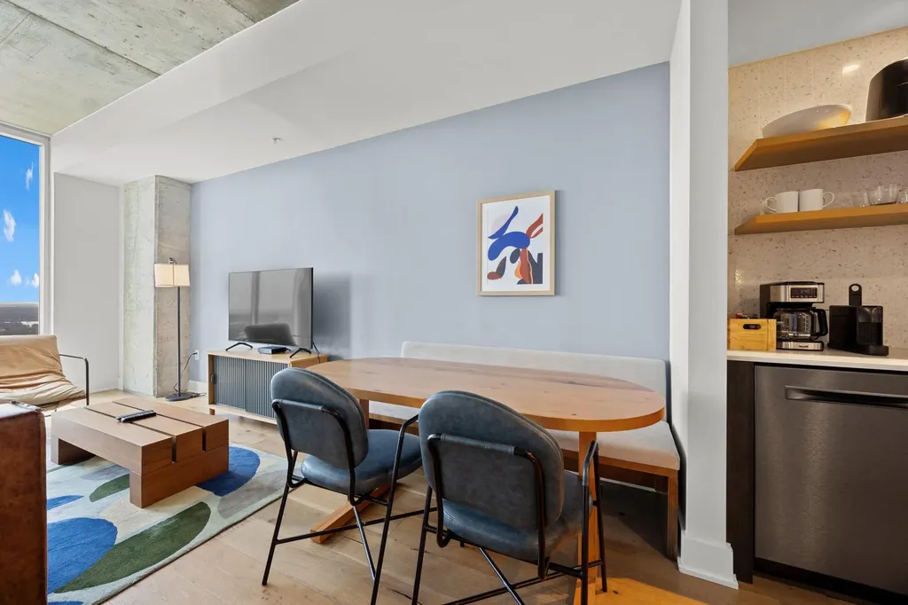 48 East Avenue Austin TX 78701