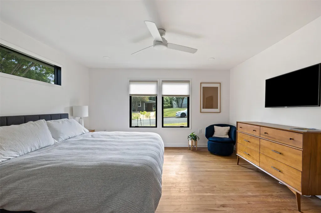 1803 Perez Street Austin TX 78721