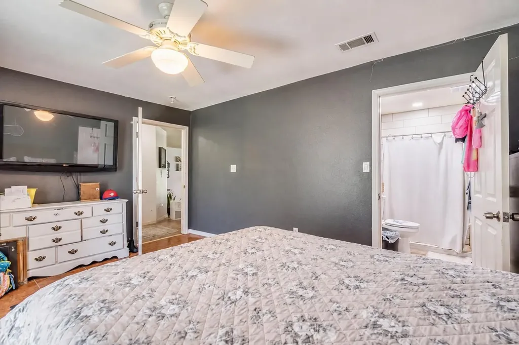 123 Crossroads Drive Dale TX 78616