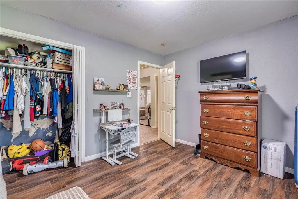 123 Crossroads Drive Dale TX 78616