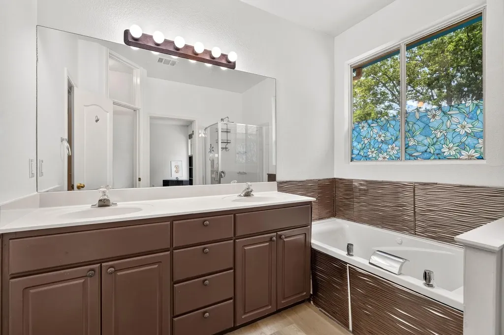1612 Zunker Cove Round Rock TX 78665