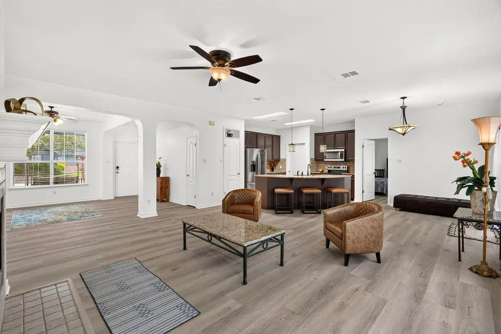 1612 Zunker Cove Round Rock TX 78665