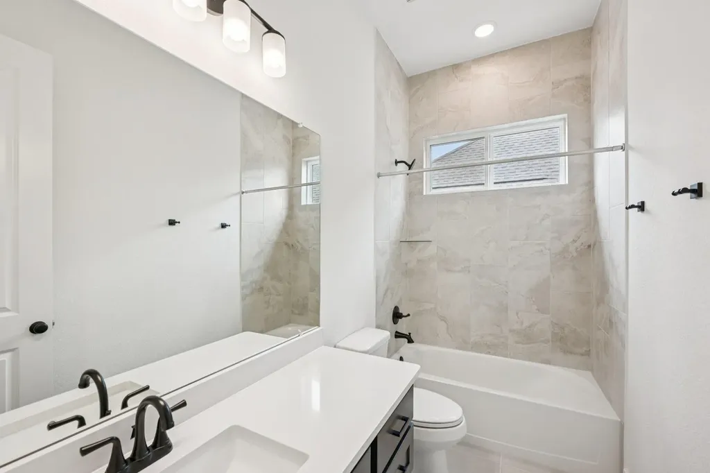 194 Kapok Street Buda TX 78610