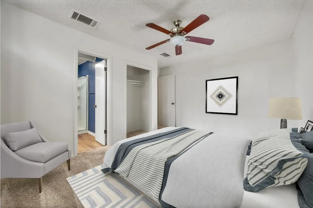 27 Marina Circle Wimberley TX 78676