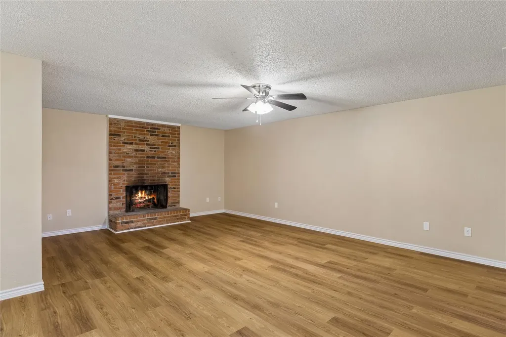 5905 Dan Drive Killeen TX 76543
