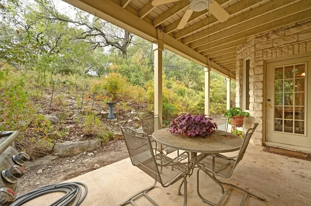 2 Rock Way Cove Austin TX 78746