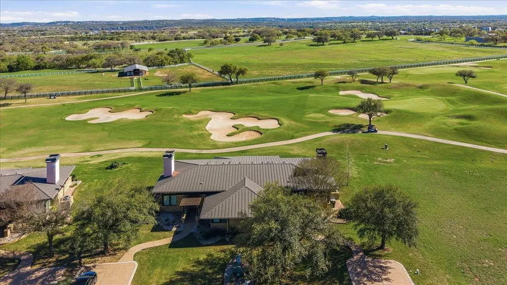 2001 Kahala Sunset Drive Spicewood TX 78669