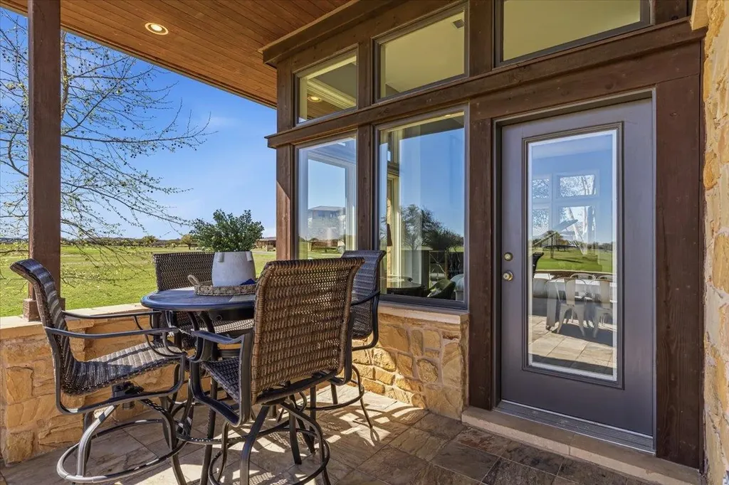 2001 Kahala Sunset Drive Spicewood TX 78669