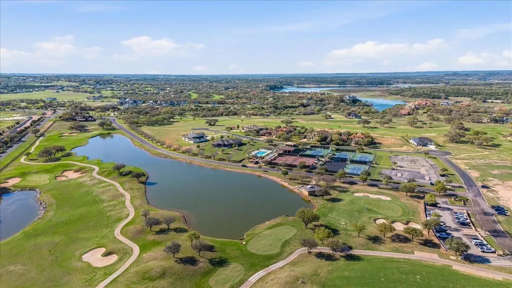 2001 Kahala Sunset Drive Spicewood TX 78669