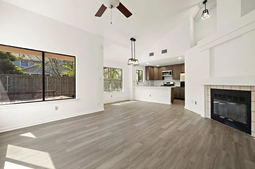 12009 Sky West Drive Austin TX 78758