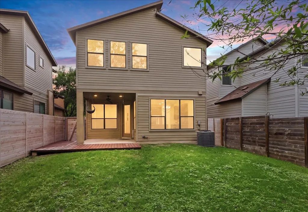 2815 Corbin Lane Austin TX 78704