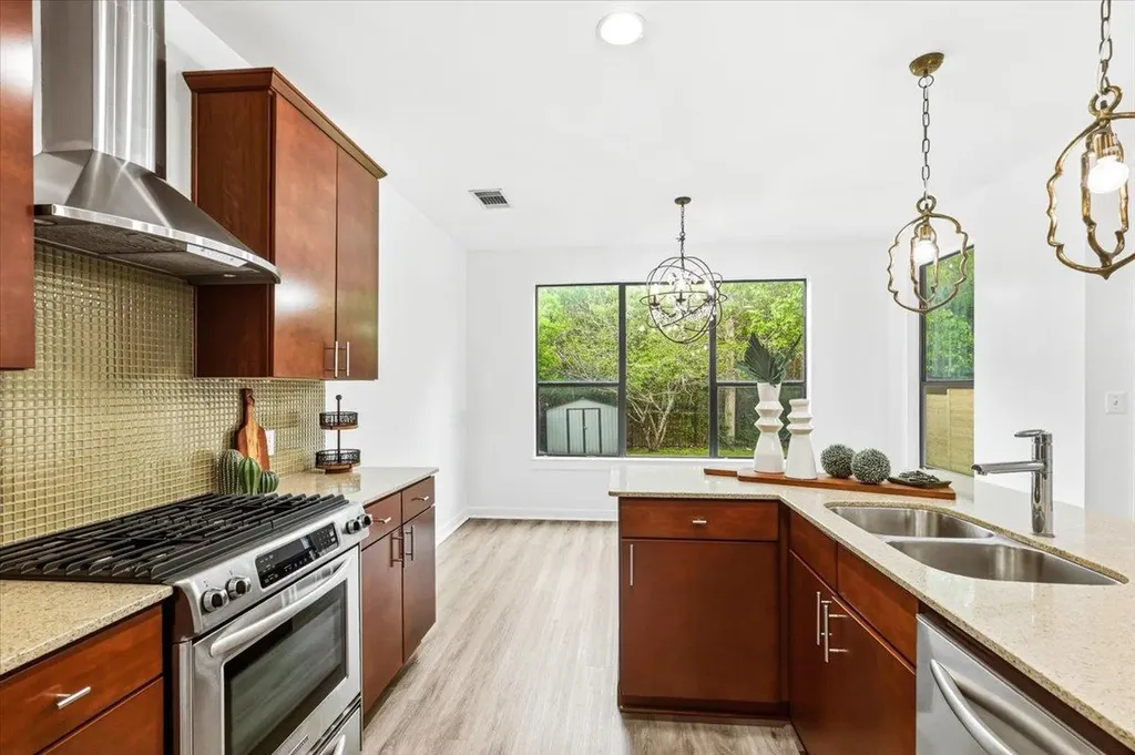 2815 Corbin Lane Austin TX 78704