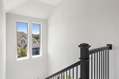 2412 Skywalk Lane Spicewood TX 78669