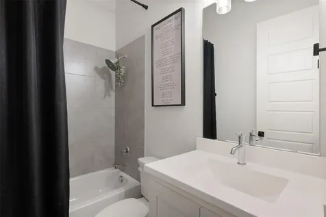 2412 Skywalk Lane Spicewood TX 78669