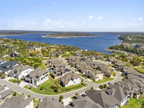 2412 Skywalk Lane Spicewood TX 78669