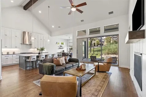 2412 Skywalk Lane Spicewood TX 78669