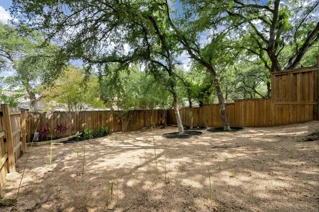 8110 Baywood Drive Austin TX 78759
