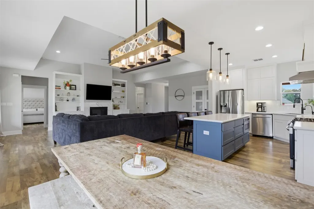 414 Wesley Ridge Drive Spicewood TX 78669