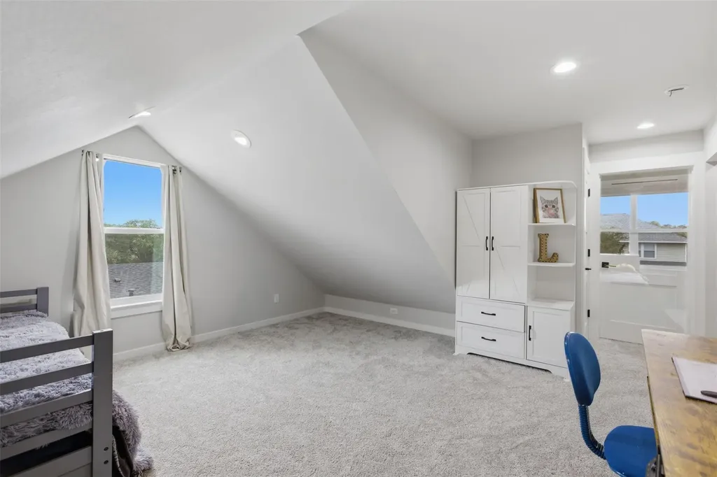 414 Wesley Ridge Drive Spicewood TX 78669