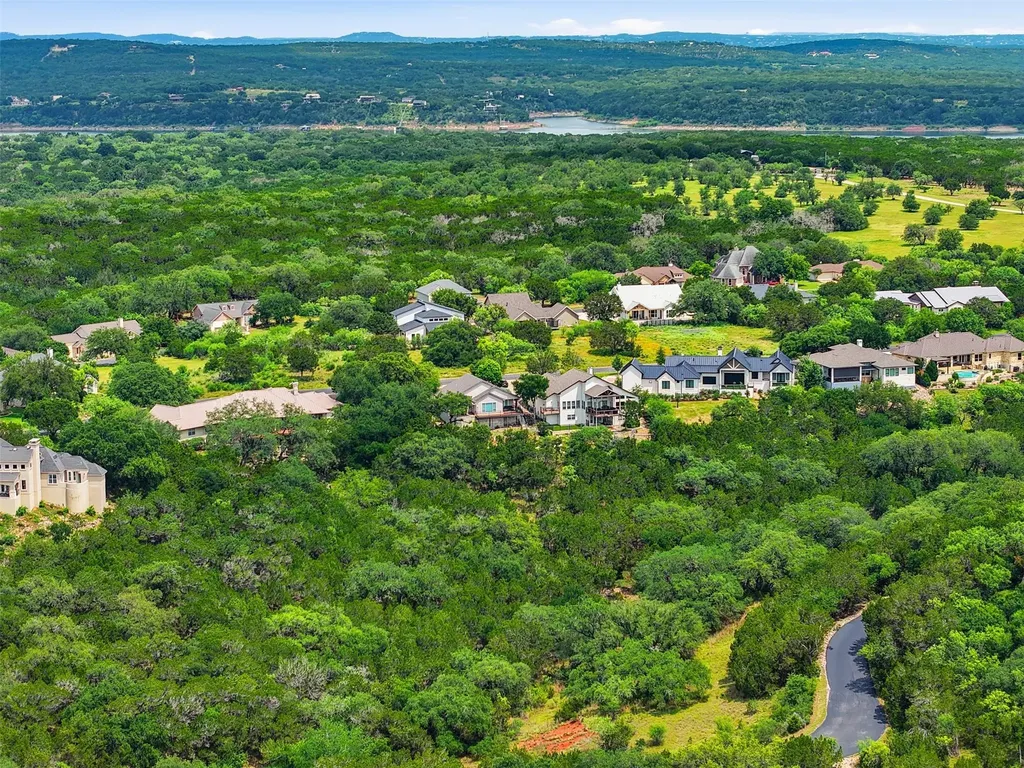 414 Wesley Ridge Drive Spicewood TX 78669