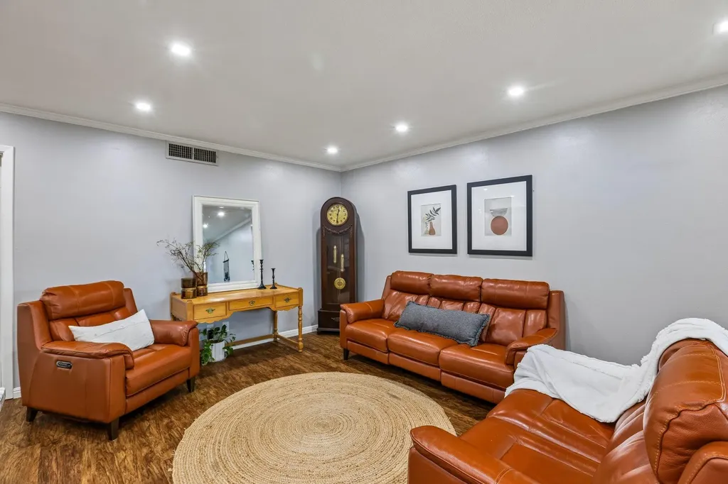 Austin TX, 7920 Rockwood Lane, Unit 249