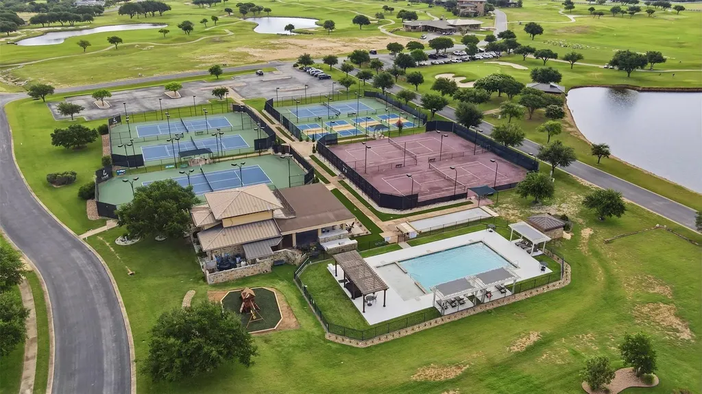 25644 Kahala Sunset Court Spicewood TX 78669