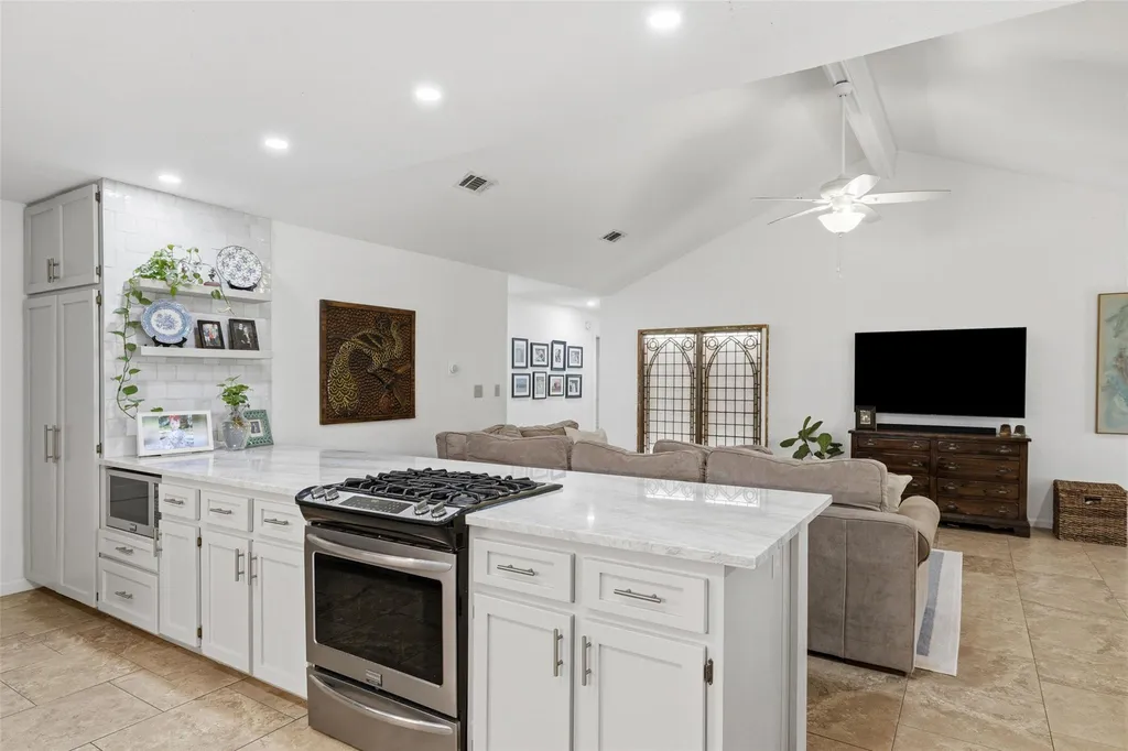 11905 Misty Brook Drive Austin TX 78727