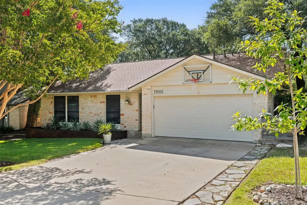 11905 Misty Brook Drive Austin TX 78727