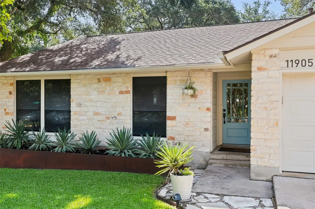 11905 Misty Brook Drive Austin TX 78727