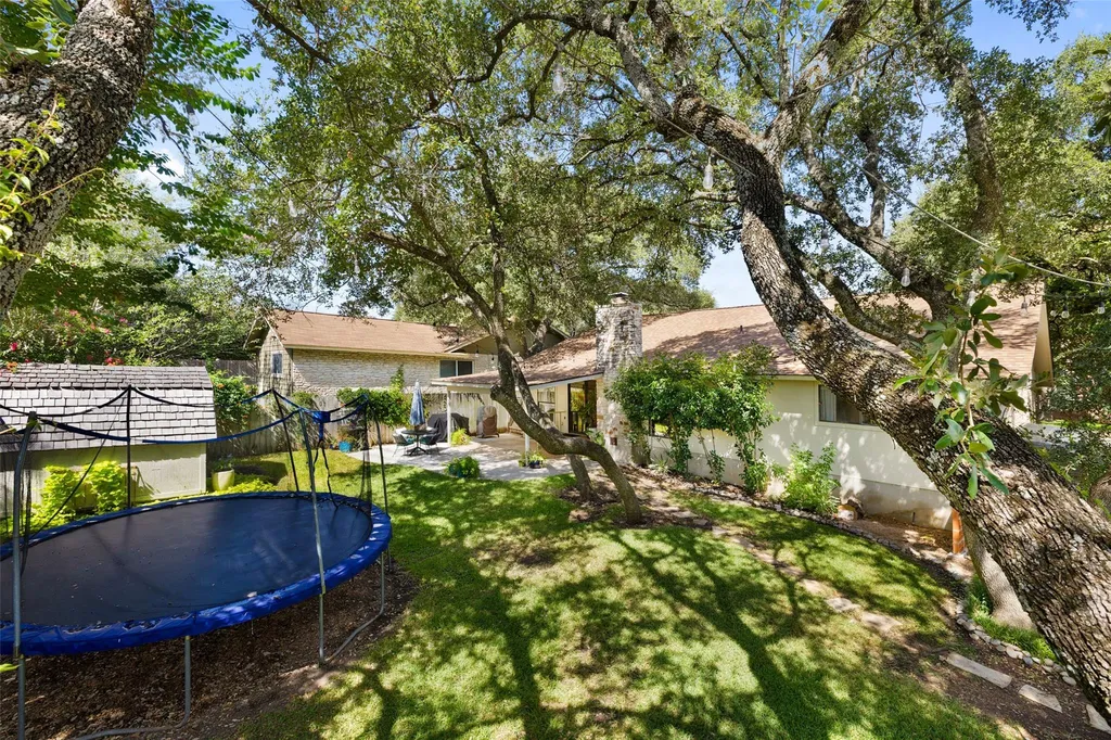 11905 Misty Brook Drive Austin TX 78727