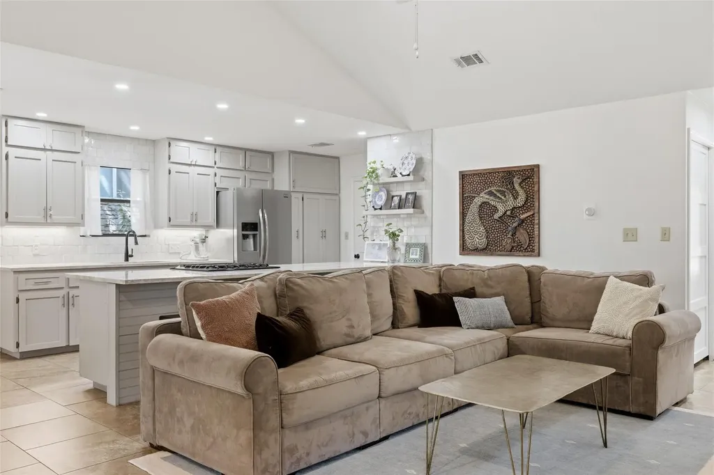 11905 Misty Brook Drive Austin TX 78727