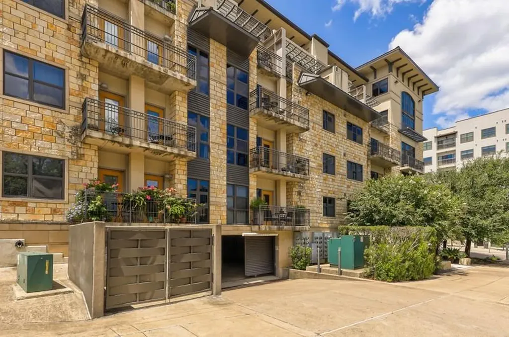 1812 West Avenue Austin TX 78701