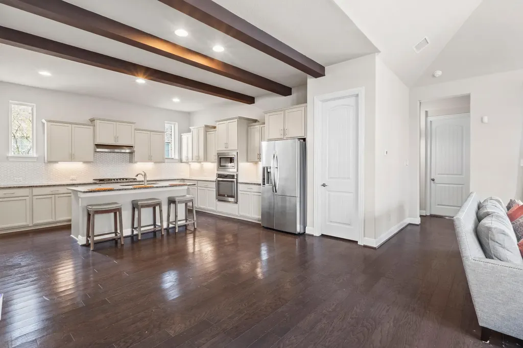 3833 Rhythmic Drive Pflugerville TX 78660