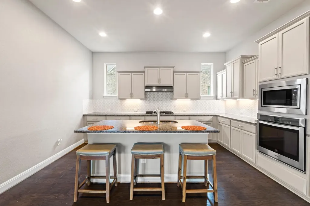 3833 Rhythmic Drive Pflugerville TX 78660