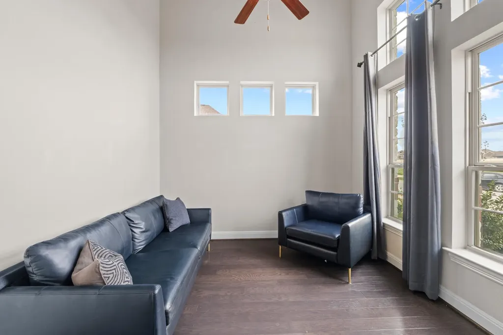 3833 Rhythmic Drive Pflugerville TX 78660