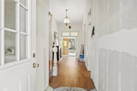 606 W Bell Avenue Rockdale TX 76567