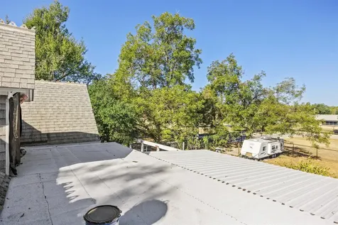 606 W Bell Avenue Rockdale TX 76567