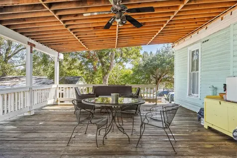 606 W Bell Avenue Rockdale TX 76567