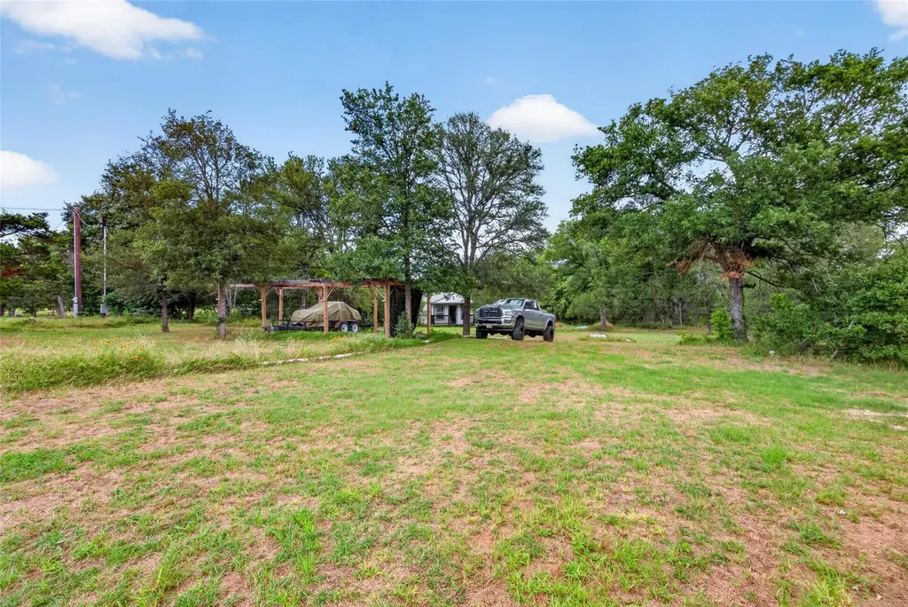266 Beaver Road Elgin TX 78621