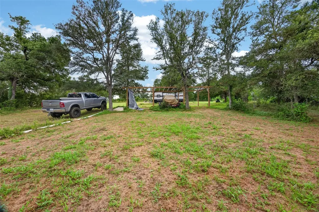 266 Beaver Road Elgin TX 78621
