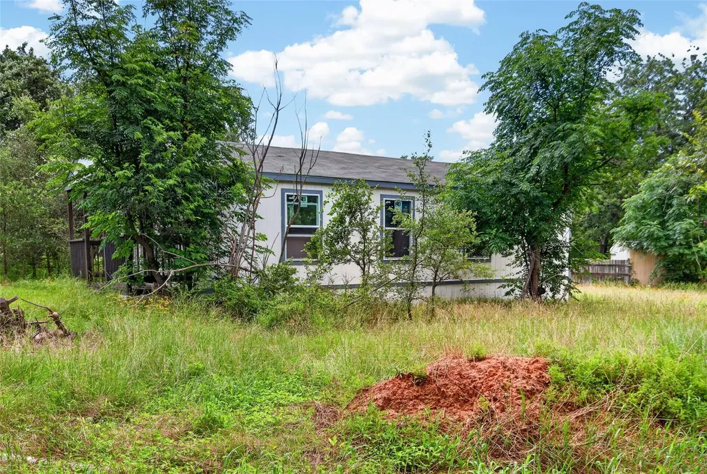 266 Beaver Road Elgin TX 78621