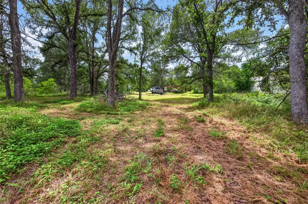 266 Beaver Road Elgin TX 78621