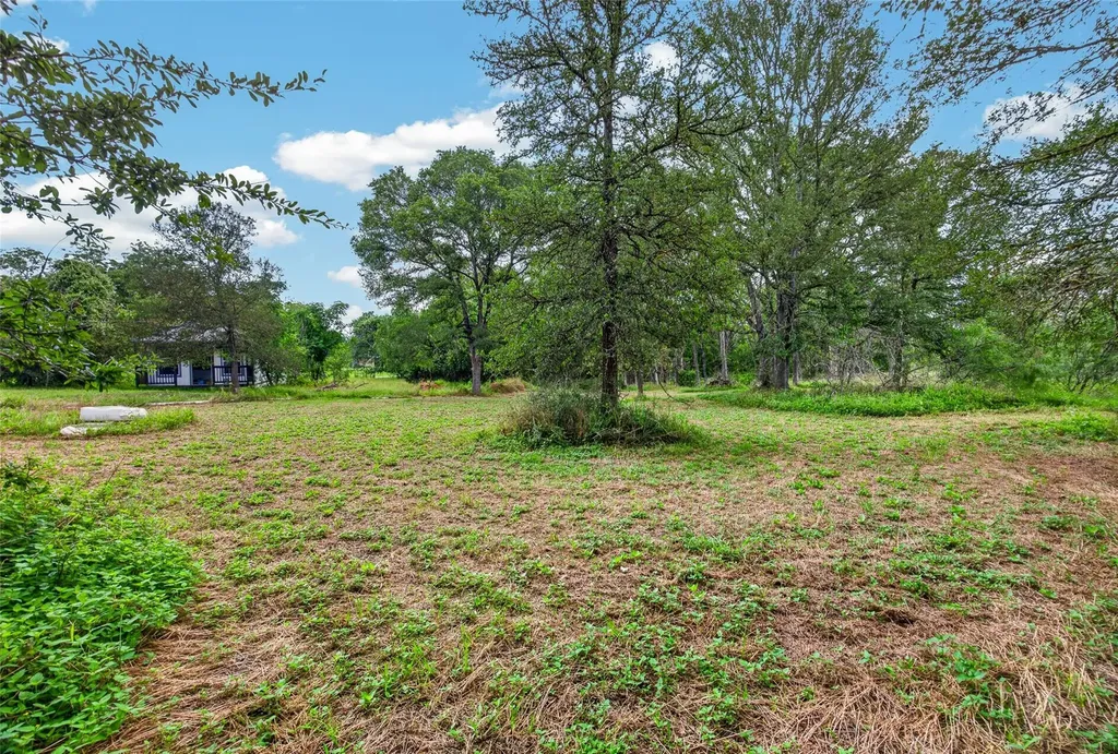 266 Beaver Road Elgin TX 78621