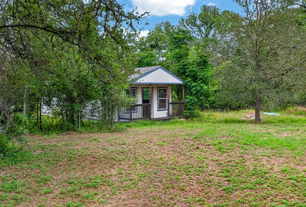 266 Beaver Road Elgin TX 78621