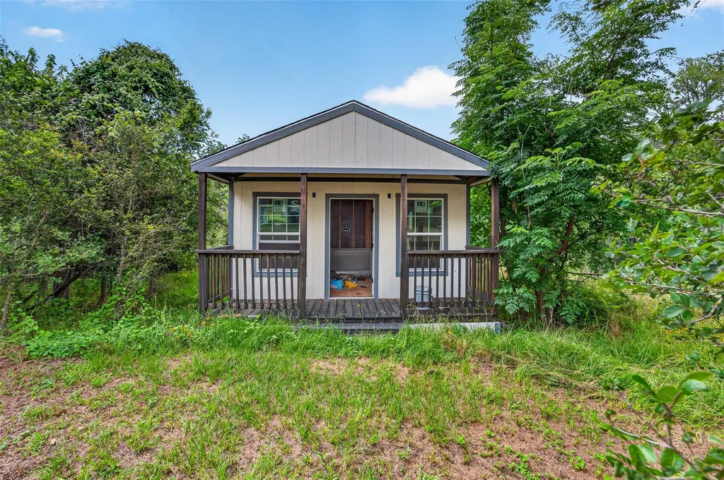 266 Beaver Road Elgin TX 78621