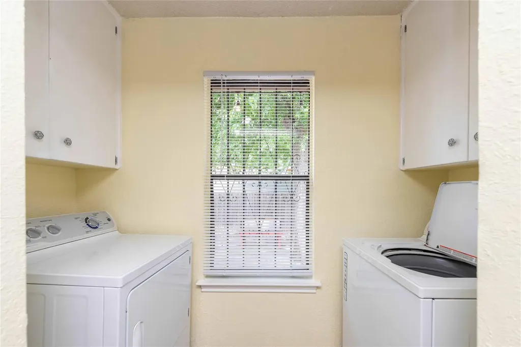 5006 Sara Drive Austin TX 78721