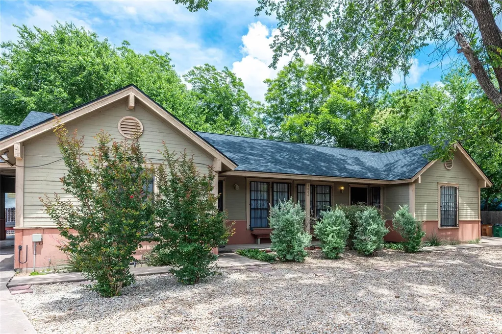 5006 Sara Drive Austin TX 78721