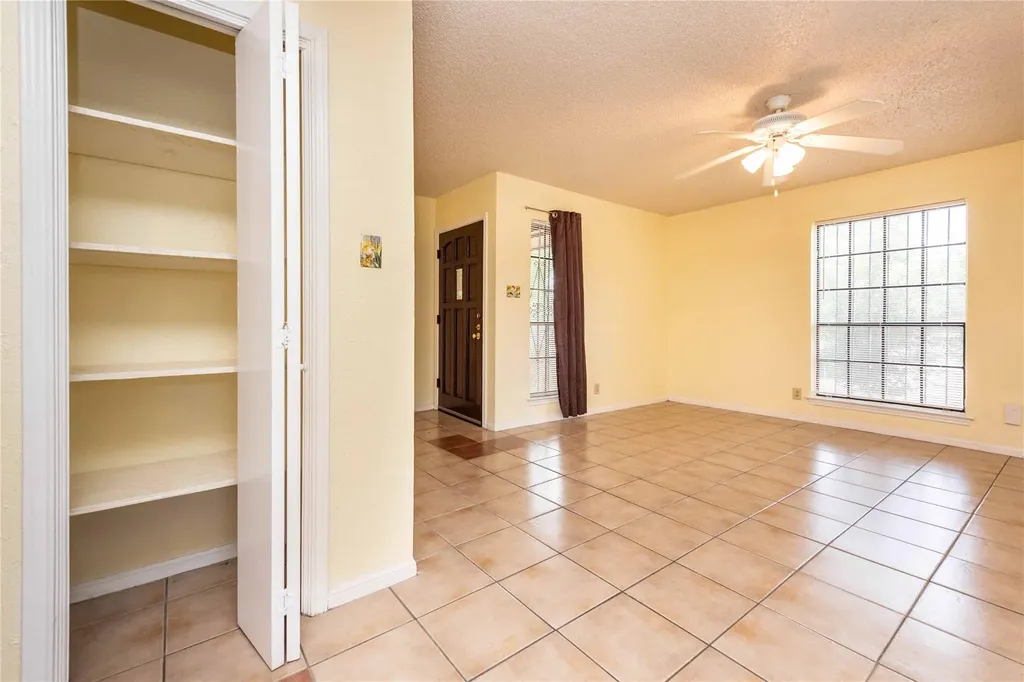 5006 Sara Drive Austin TX 78721