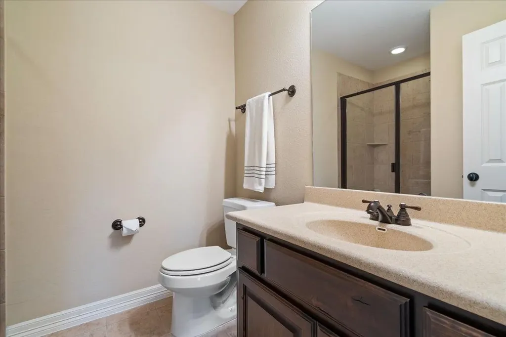457 Santaluz Lane Austin TX 78732